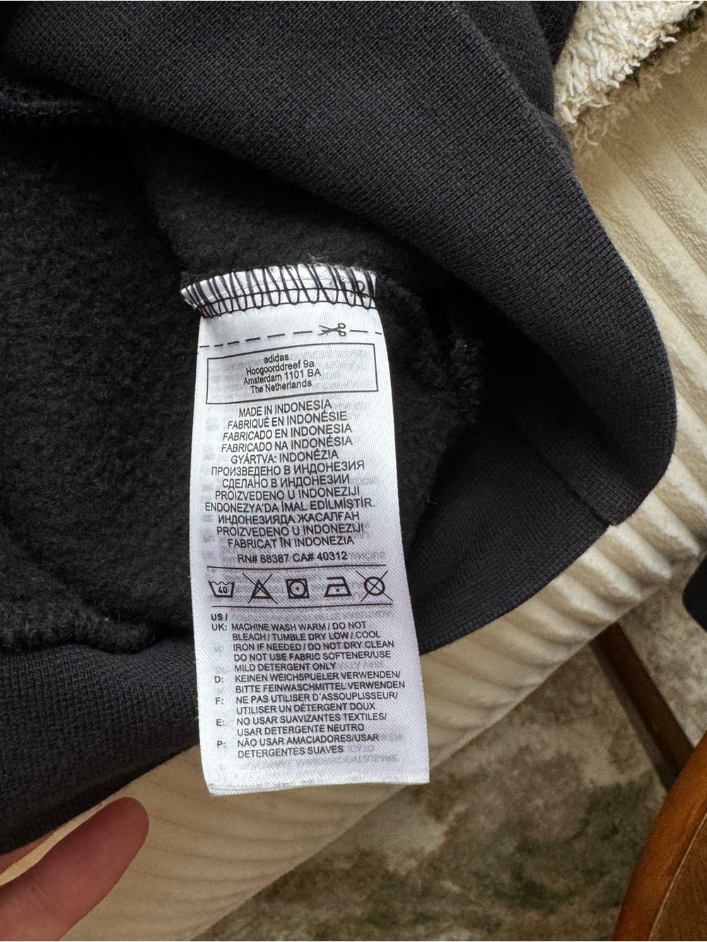 adidas Men’s Essential’s Black Logo Crewneck Sweater - Picture 6 of 6